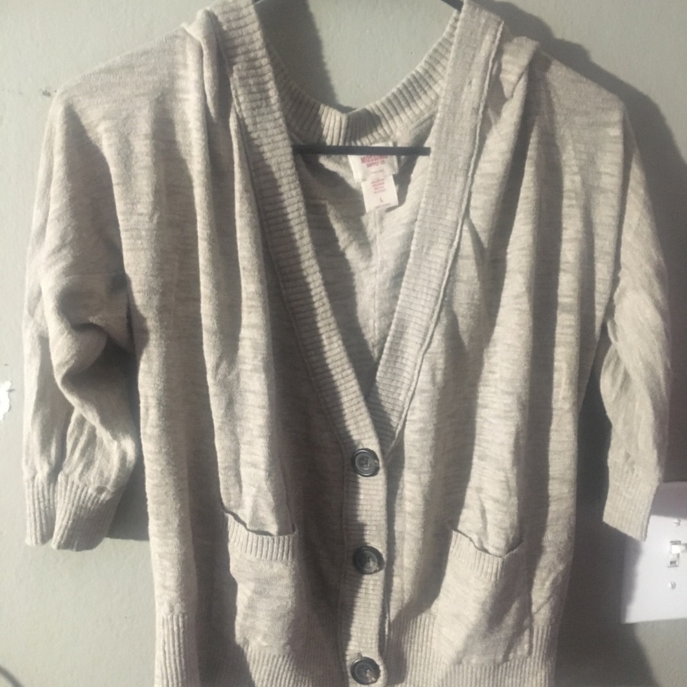 Sweater - Picture 2 of 5